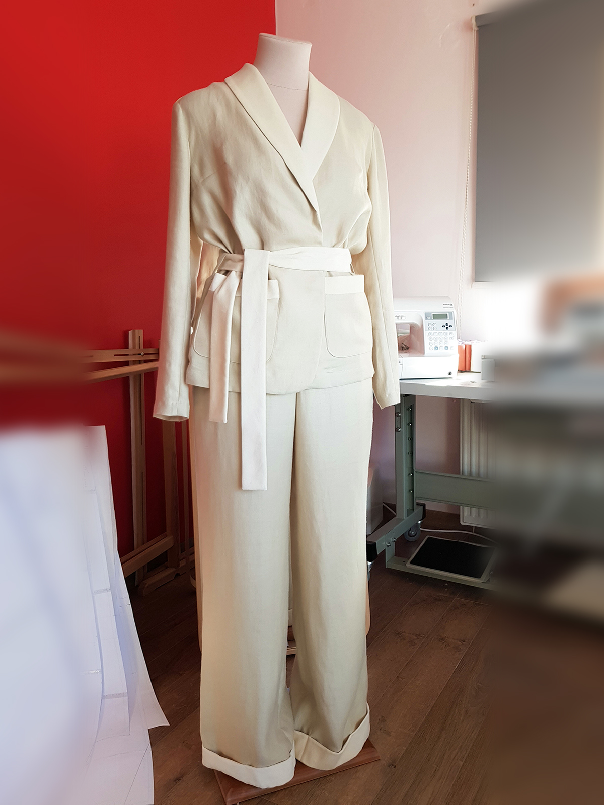 DCC-INS-CLEO-BEIGE-A4