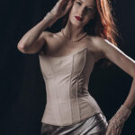 DCECA22_2-TULLE_GLOVES_Emmanuel-1